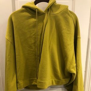 Alo Yoga Bae hoodie chartreuse